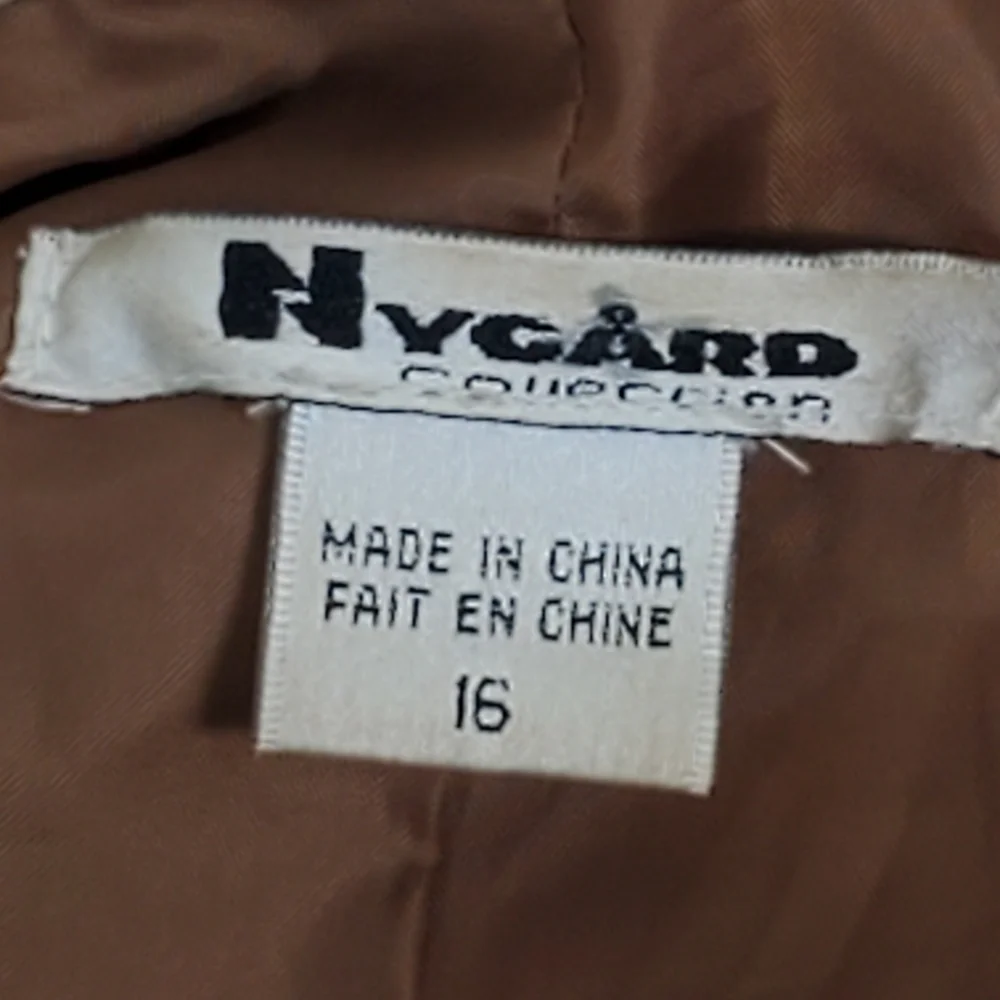 Suede Leather Nygard Collection tan shacket size 16